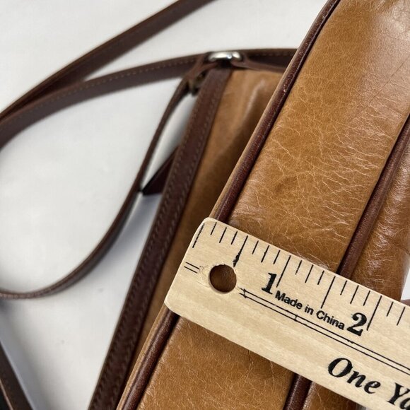 TANO Leather Crossbody Purse Shoulder Bag Small Brown Zip Closure Made In Italy - Picture 5 of 12